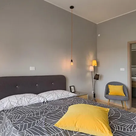 Esti Holiday home Pula