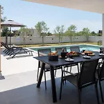 Esti Holiday home