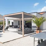 Holiday home Esti